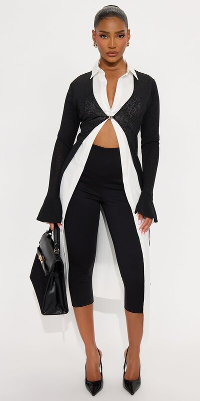 Elegantný kardigán s golierom a prackou v čierno-bielej kombinácii