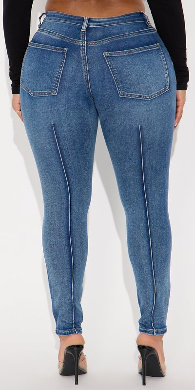 Skinny rifle s nízkym pásom a tvarujúcimi švami v modrej farbe