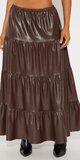 Maxi sukňa s vrstveným strihom a vysokým pásom v hnedej farbe