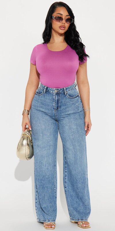 Dvojvrstvové body s okrúhlym výstrihom v ružovej farbe