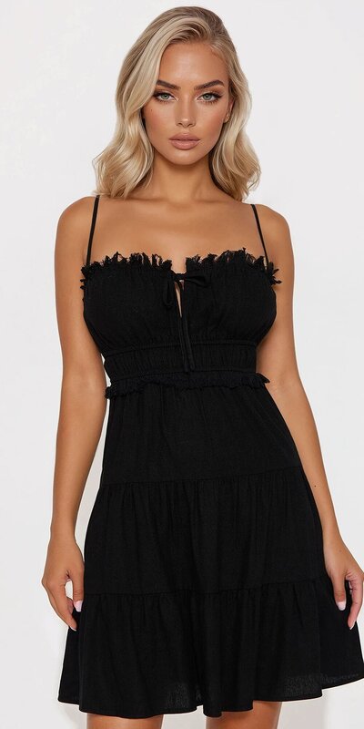 Ľanové mini šaty s viazaním a volánovou sukňou v čiernej farbe