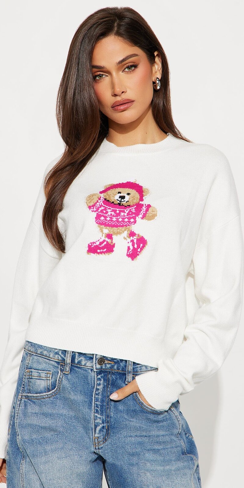 Skrátený sveter s grafickým motívom v krémovej farbe