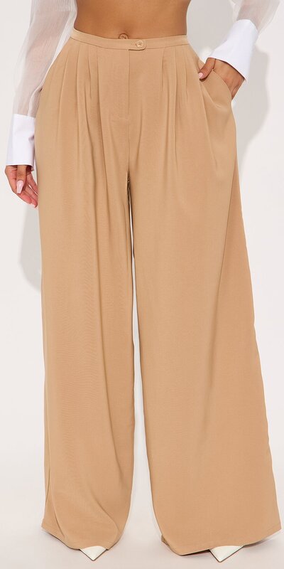 Elegantné nohavice s vysokým pásom v hnedej farbe