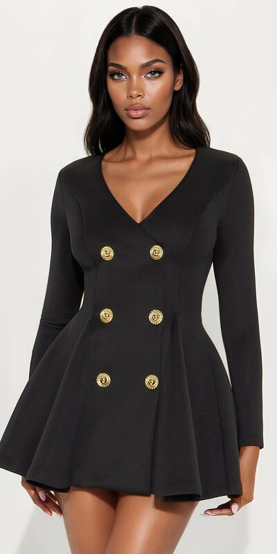 Mini šaty s hlbokým výstrihom a dlhým rukávom v čiernej farbe