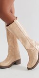 Vysoké čižmy po kolená s nízkym podpätkom v béžovej farbe