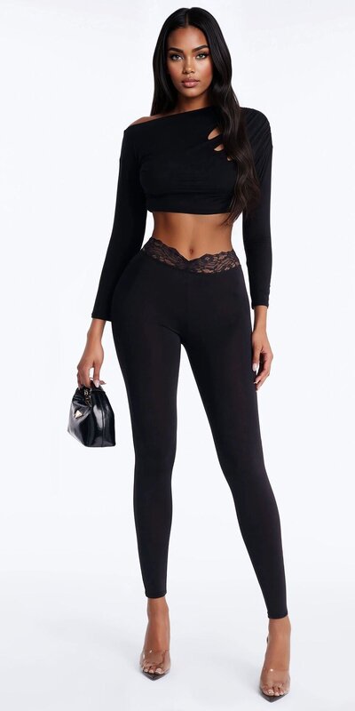 Čierne legíny s vysokým pásom a jemnou čipkou