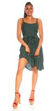 Letné šaty s úzkym pásom na špagetových ramienkach Zelená