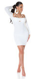 Vrúbkované mini šaty s nízkym dekoltom Biela