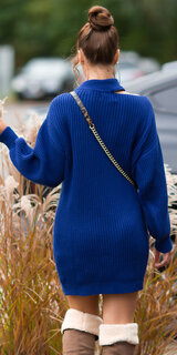 Voľné pletené šaty s odhaleným ramenom Modrá