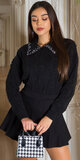 Čierny pletený sveter s kamienkovým límcom Čierna